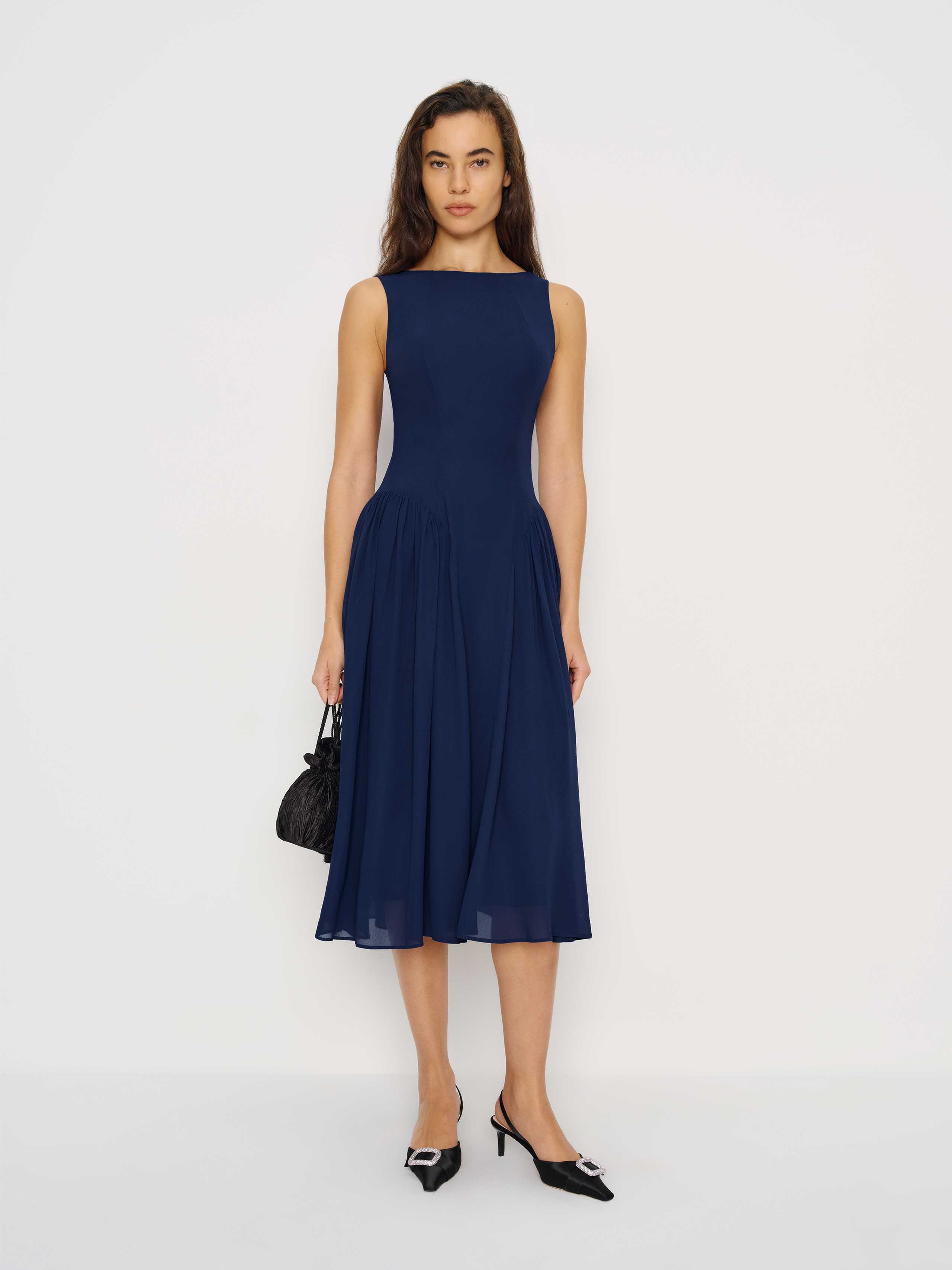 Anelis Dress