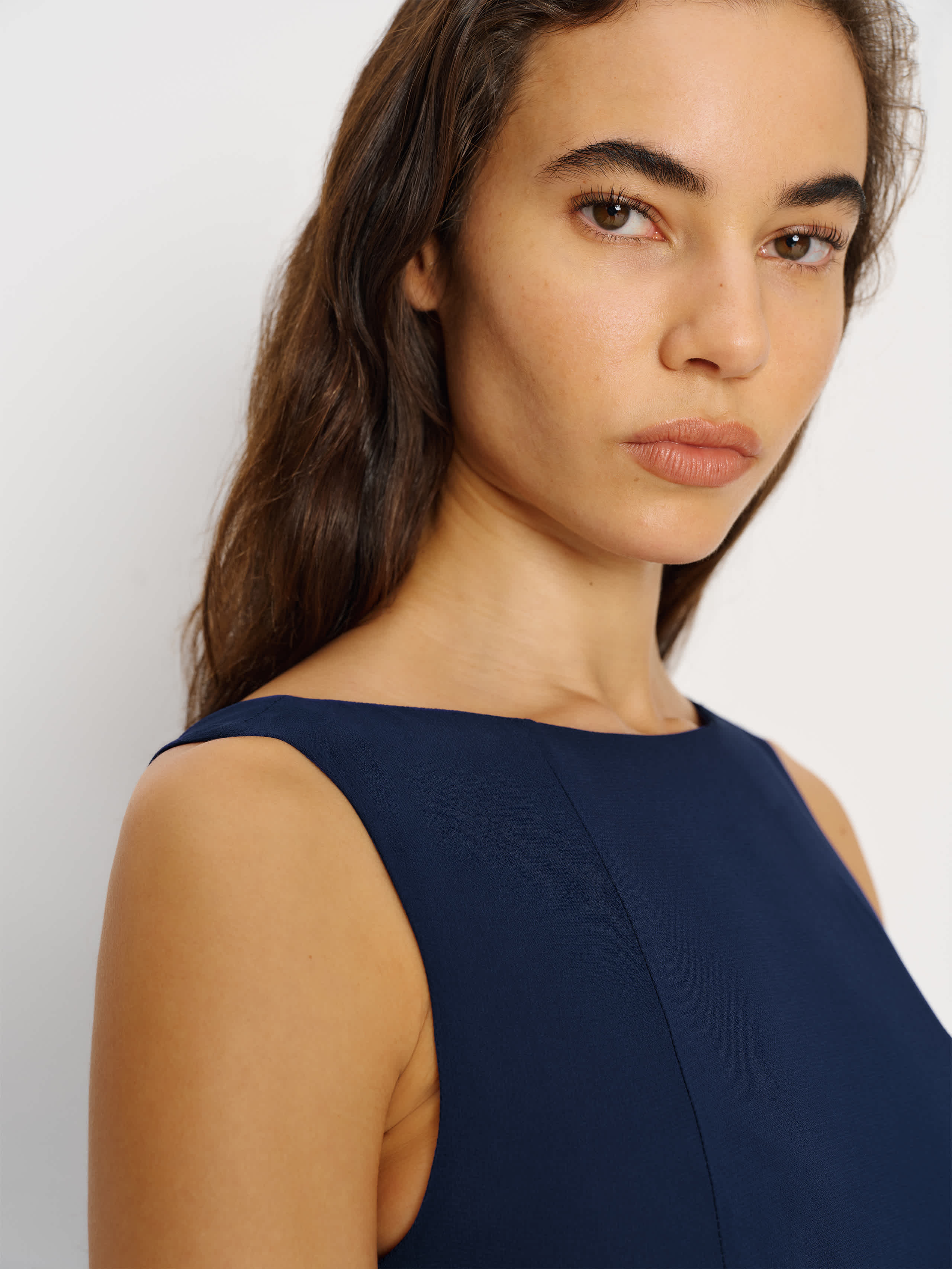 Anelis Dress