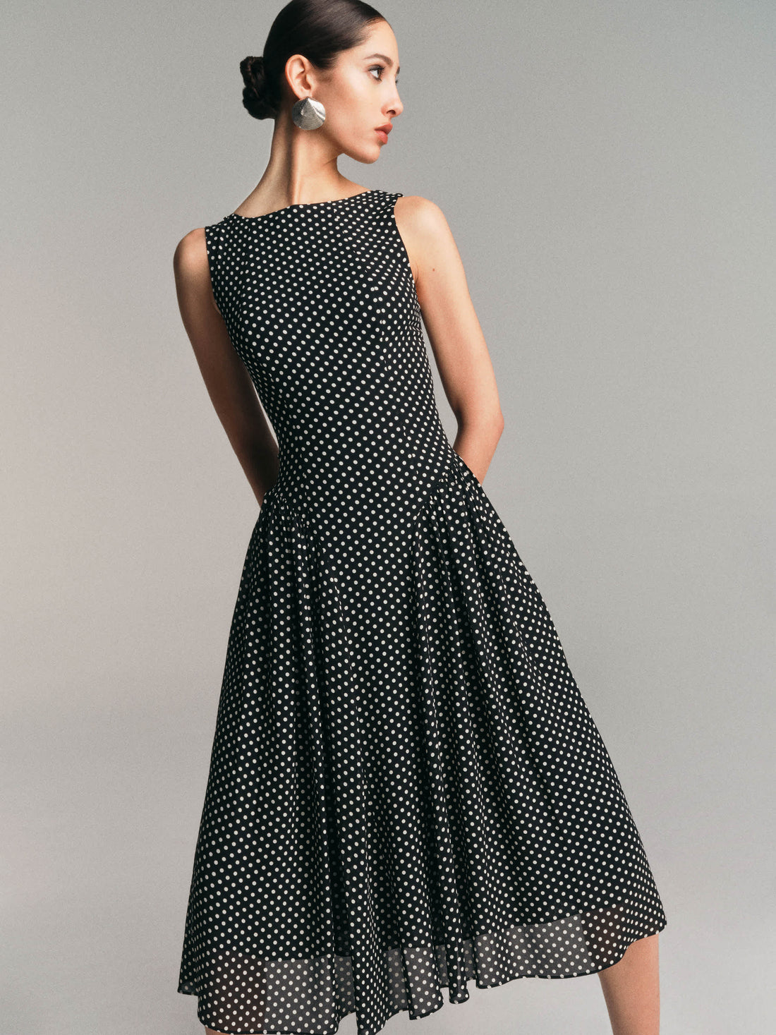 Anelis Dress
