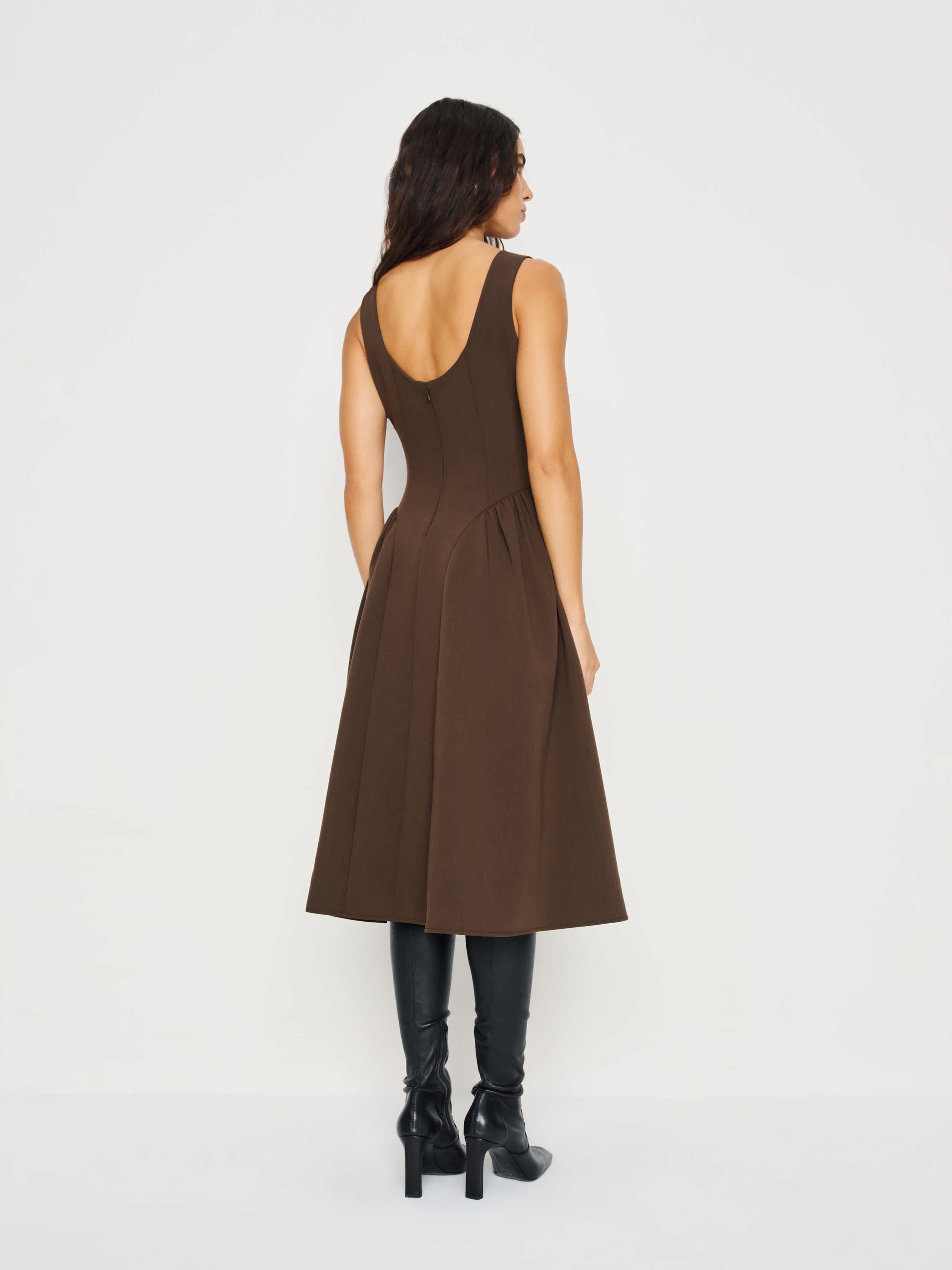 Anelis Dress