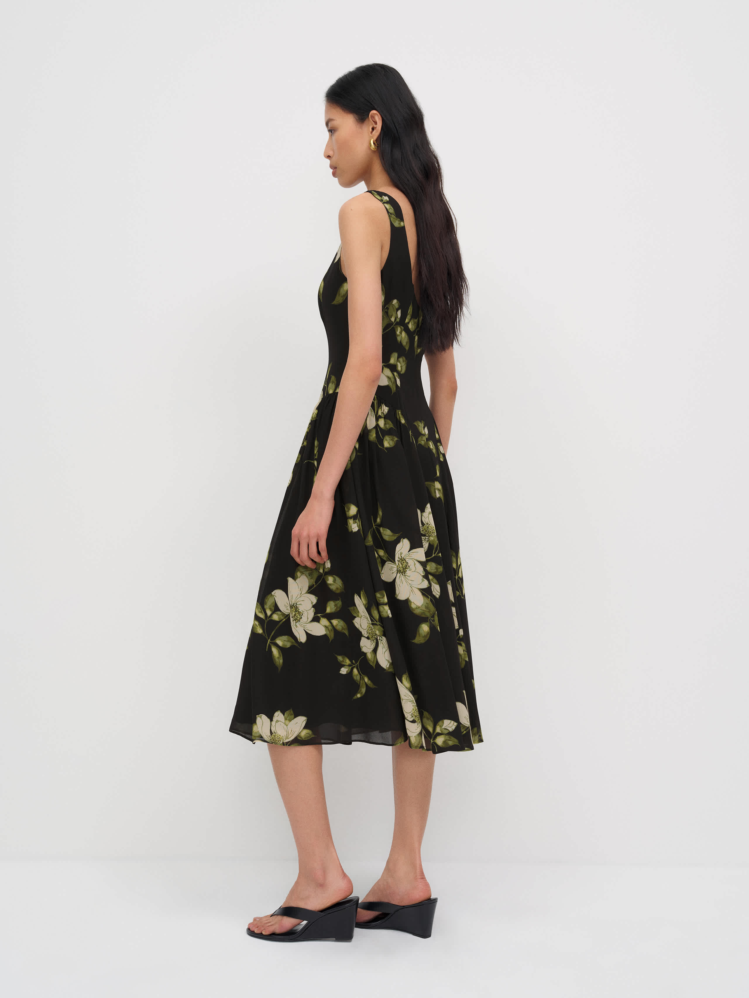 Anelis Dress