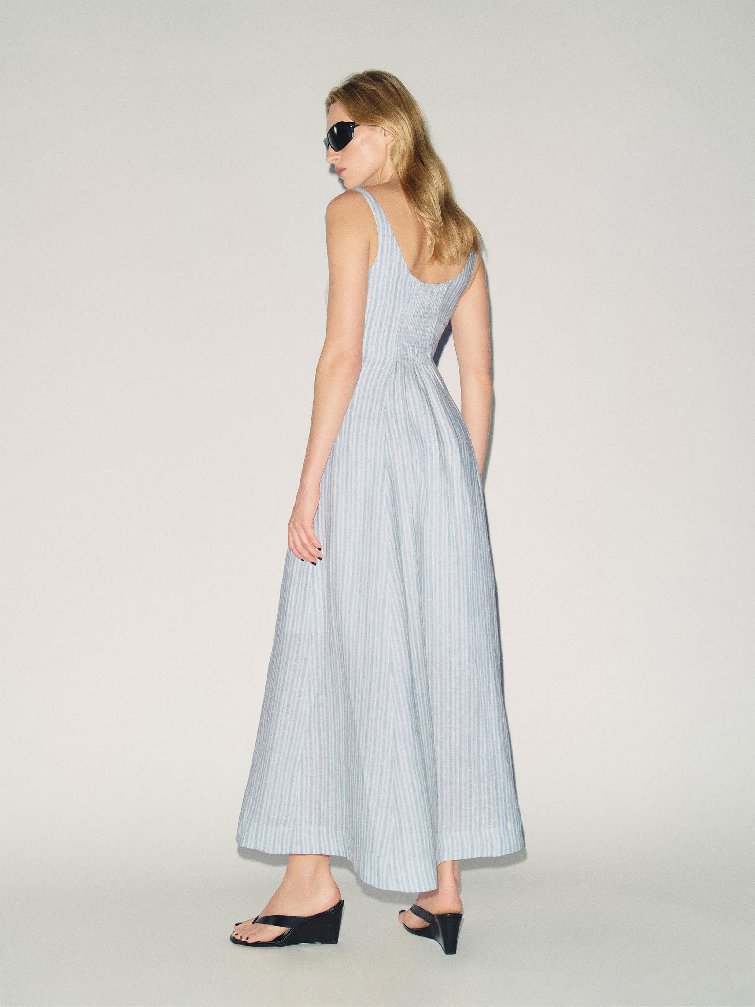 Fraise Linen Dress