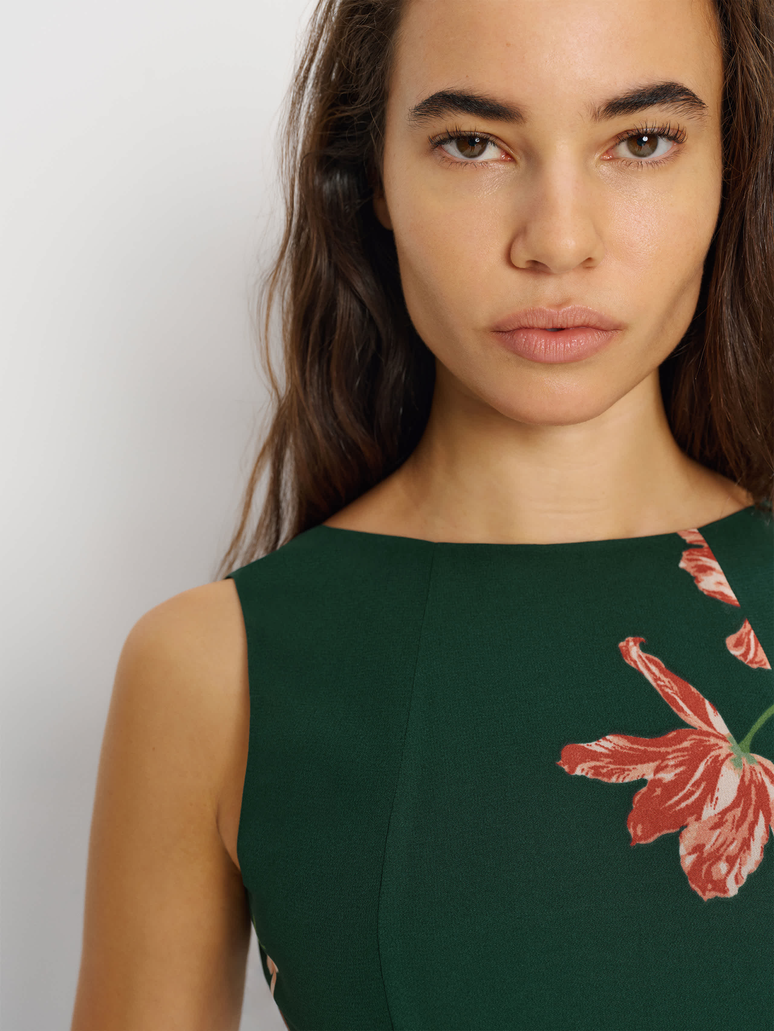 Anelis Dress