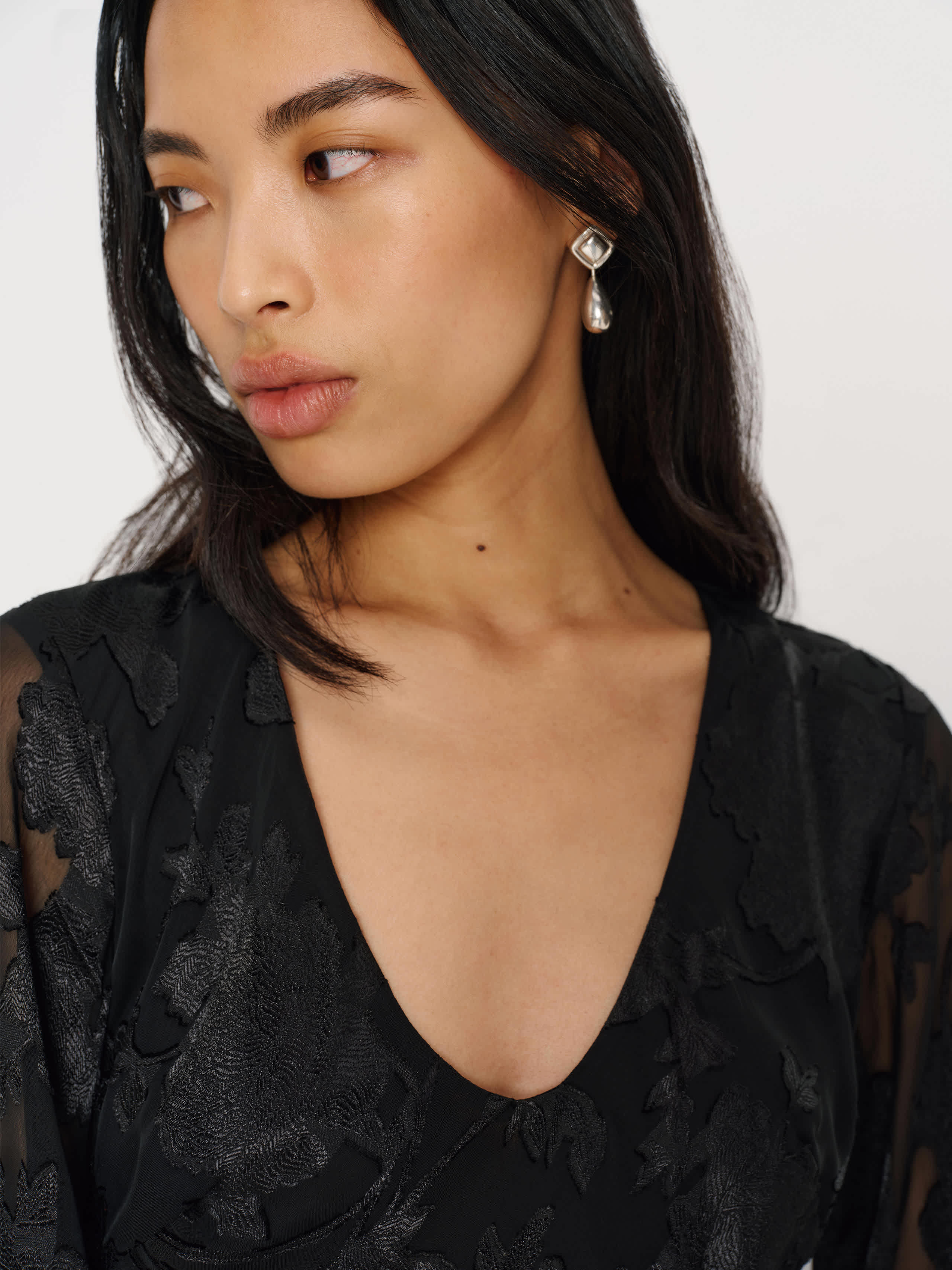 Vivia Dress